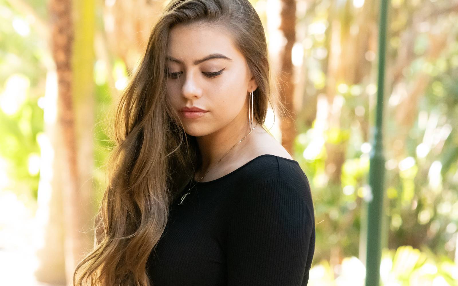 Portrait photography - natural setting for a teen photoshoot